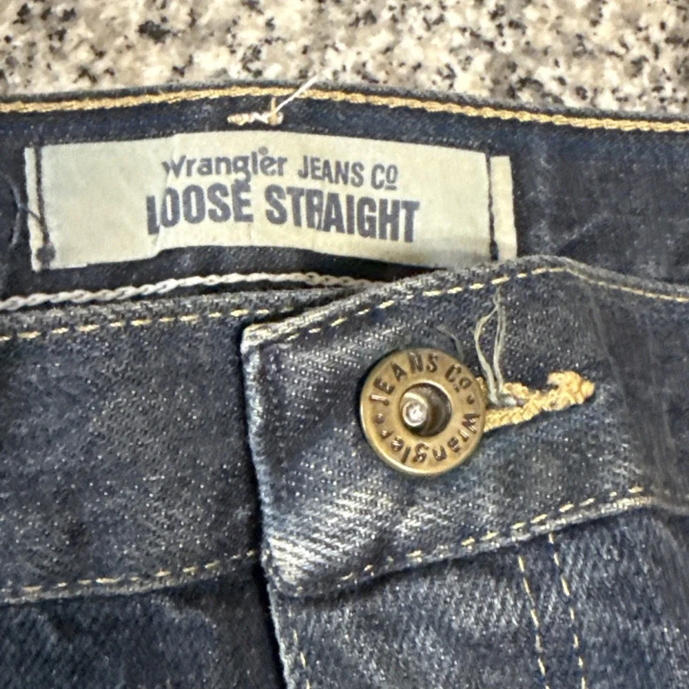 Wrangler Loose Wide Leg Straight 42x30 Dark‎ Wash mens